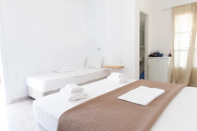Triple room 14