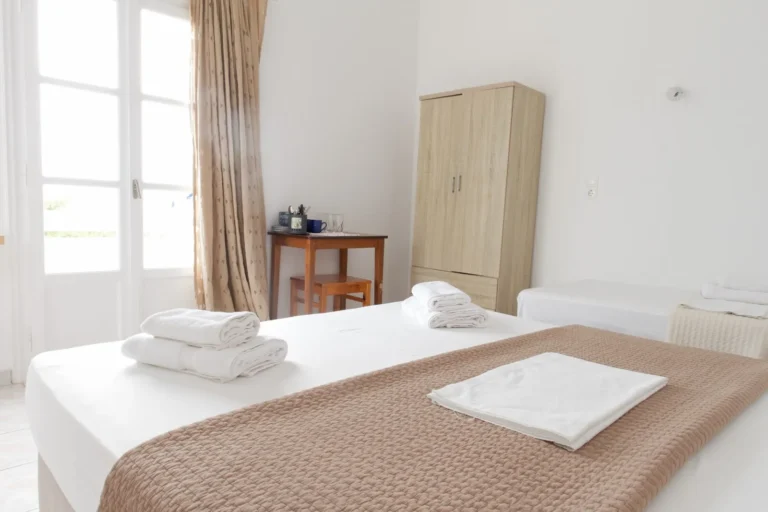 Triple room 24